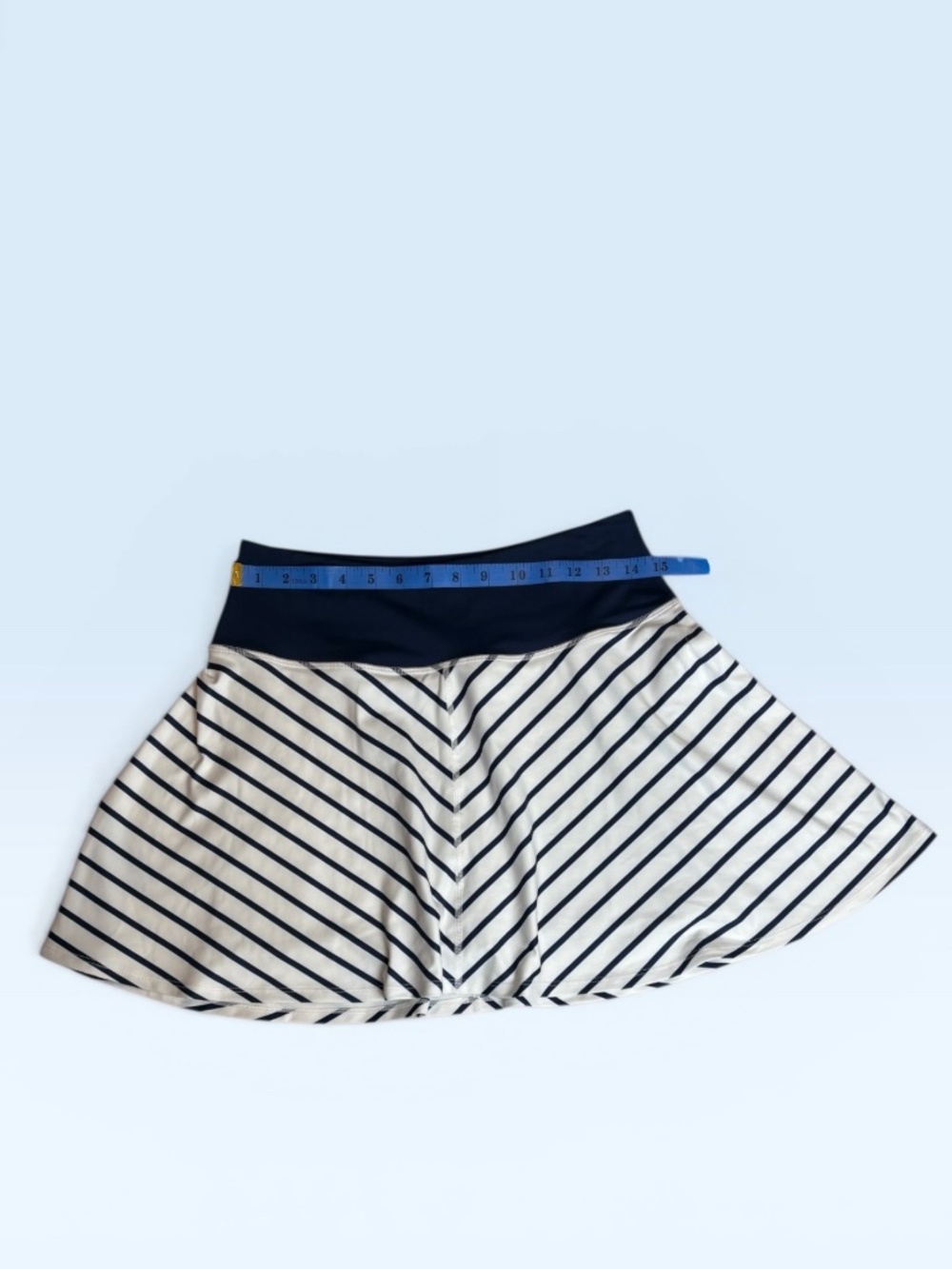 New Yogalicious Lux Match Point Skort in Navy and White Stripe XL - Picture 4 of 6